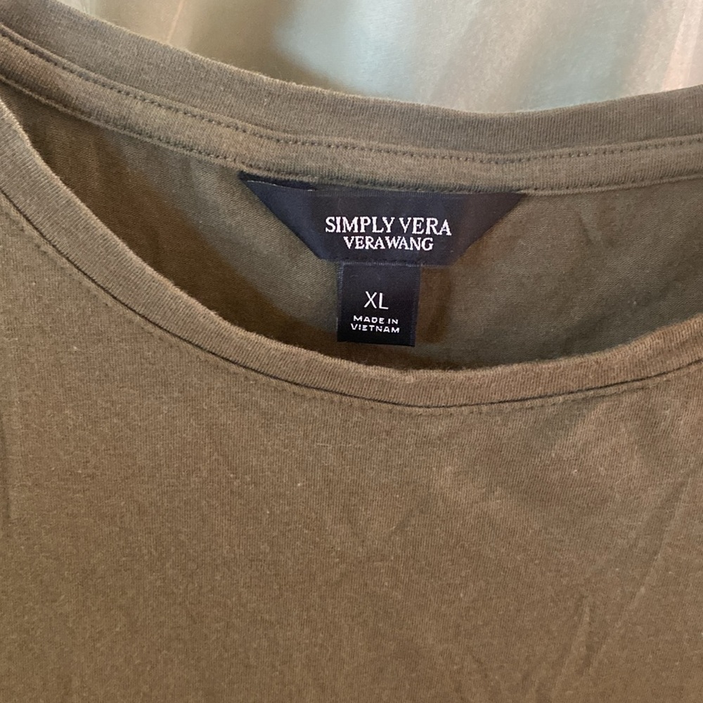 Extra large, simply vera vera Wang green top - Picture 2 of 5